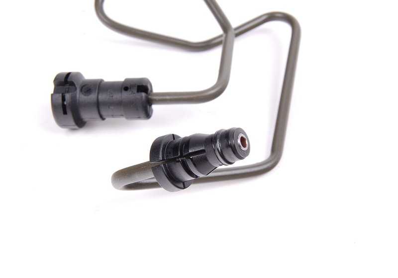 Tubo para BMW E81, E82, E87, E87N, E88, E90, E90N, E91, E91N, E92, E92N, E93, E93N, E84, E83, E83, E89 (OEM 21526765790). BMW original.