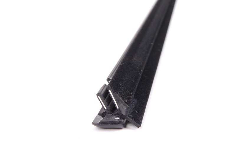 Outer channel cover, front right door for BMW E92, E92N, E93, E93N (OEM 51337119086). Original BMW.