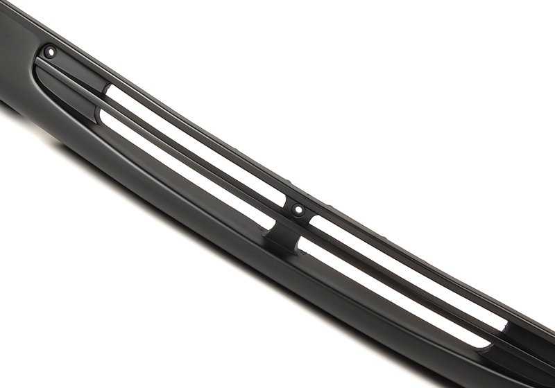 Defensa delantera OEM 51711933510 para BMW E30. Original BMW.