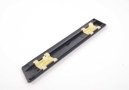 Moldura lateral delantera izquierda negra OEM 51138159293 para BMW Serie 5 E39. Pieza original BMW.