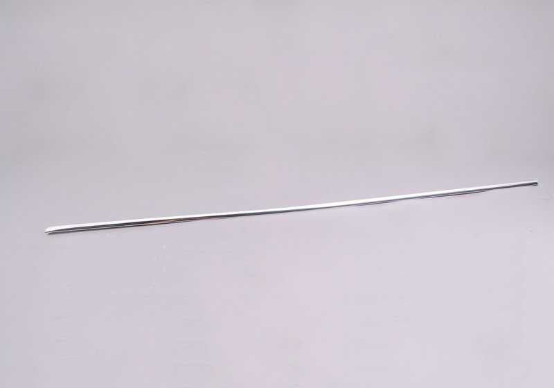 Recubrimiento izquierdo cromo OEM 51211888421 para BMW Serie 3 E30. Original BMW.
