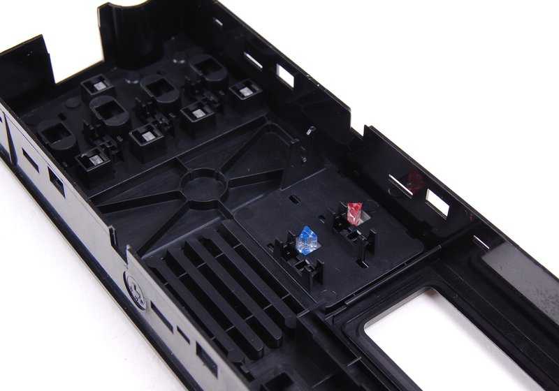 OEM 64118375645 climate buttons set for BMW E39 and E53. Original BMW replacement.