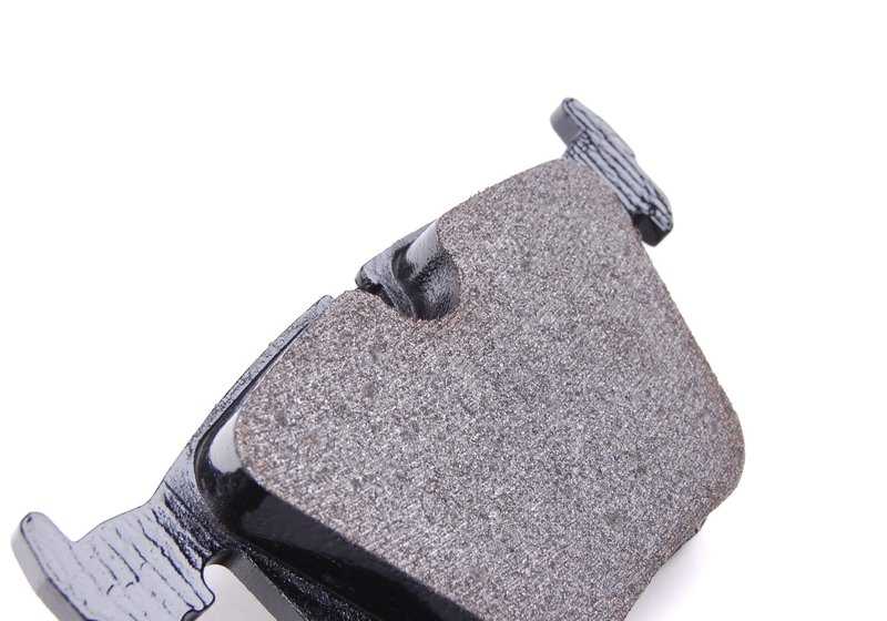 Les pilules de freinage définissent OEM 34212180421 pour BMW E53 (x5). Remplacement BMW d'origine.