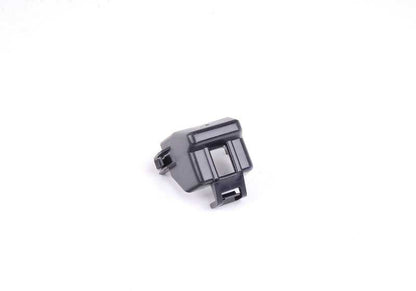 Clip sujeta-tapizado OEM 52108175054 para BMW E39, E60, E61, E38, E65, E66, E83, E53, E70, E71, E72. Original BMW. Ideal para fijar piezas interiores como respaldo de asiento o paneles.