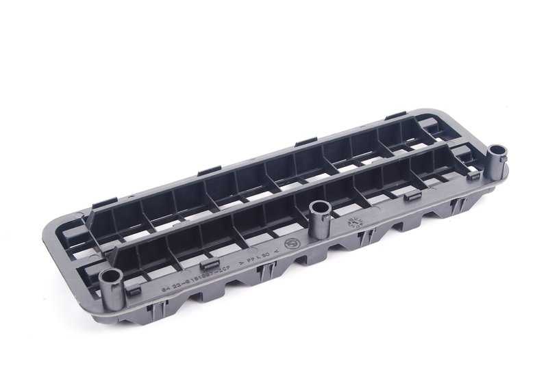 Válvula de ventilación OEM 64228368570 para BMW E36, E34, E38, E31. Original BMW.