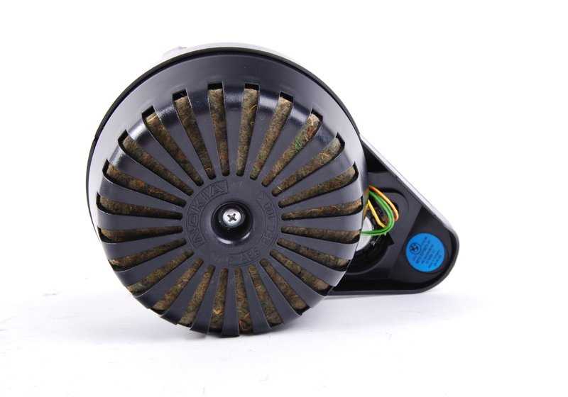 Altavoz trasero derecho OEM 65138370870 para BMW Serie 3 E36. Original BMW.