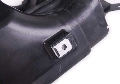 Cubierta izquierda de la dirección OEM 51717201517 para BMW E60, E61, E63, E64. Original BMW.