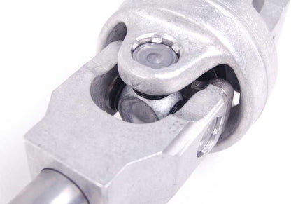 Eje inferior de la dirección OEM 32306784845 para BMW E90, E90N, E91, E91N, E92, E92N, E84. Pieza original BMW.