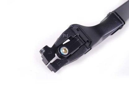 Brazo limpiaparabrisas izquierdo OEM 61611388119 para BMW E32 {730i, 730iL, 730i V8, 730iL V8} compatibles. Original BMW.