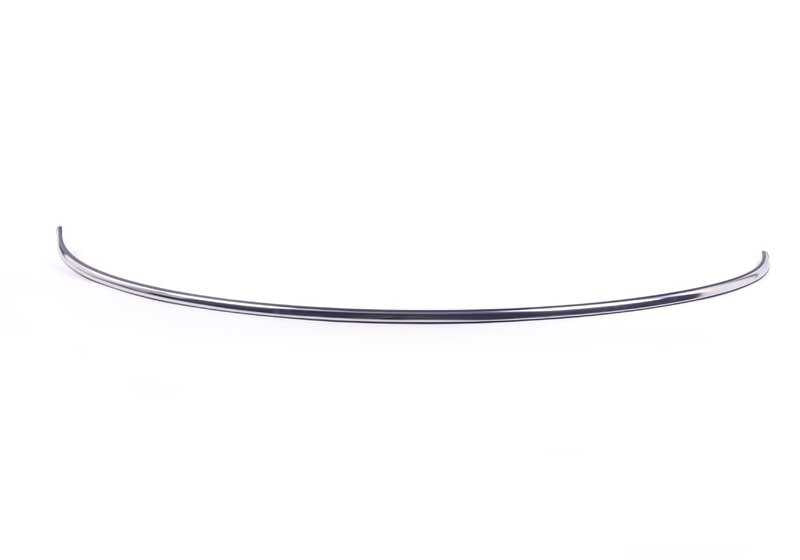 Embellecedor capó delantero OEM 51137145123 para MINI R55, R56, R57. Original MINI.