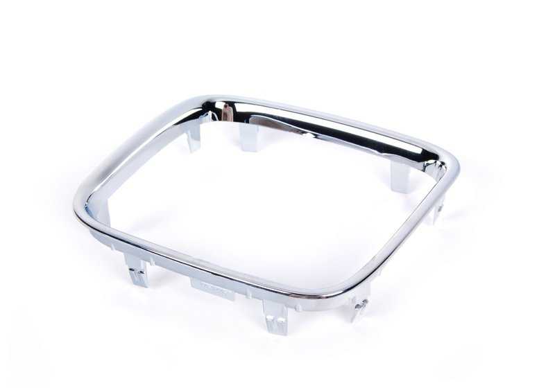 Embellédor gauche Marco OEM 51131973897 pour BMW E34. Pièce BMW originale.