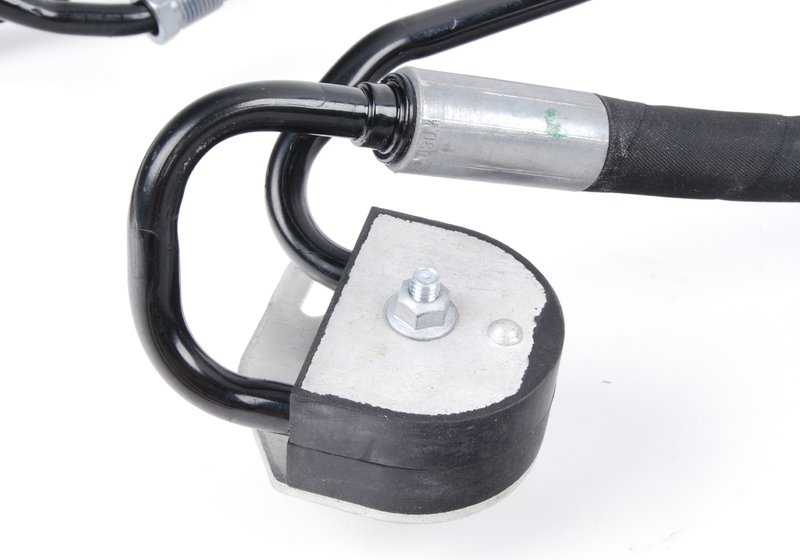 Tubo flessibile idraulico OEM 32416785921 per BMW X5 E70 (sistema di azionamento adattivo). BMW originale BMW. Compatibilità esclusiva con BMW X5 E70.