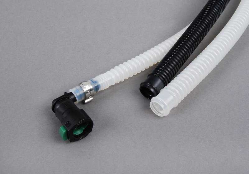 Filtro de combustible con regulador de presión OEM 16147163296 para BMW E81, E82, E87, E88, E90, E91, E92, E93. Compatible con modelos 116i y 118i con motor N43. Original BMW.