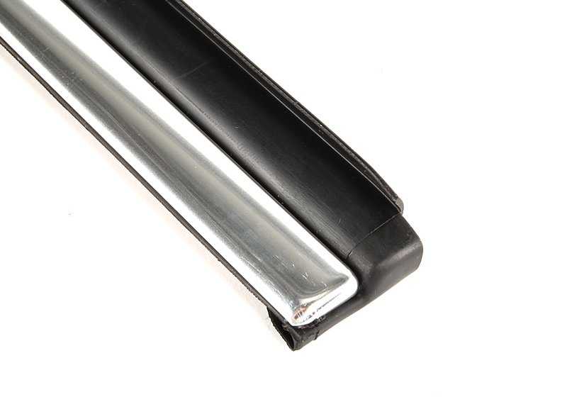Junta de antepecho derecha OEM 51368227686 para BMW Serie 3 E46 (1998-2006). Original BMW.