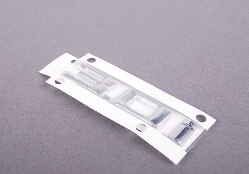 Emblema adhesivo derecho OEM 51147008539 para BMW X5 E53. Original BMW.