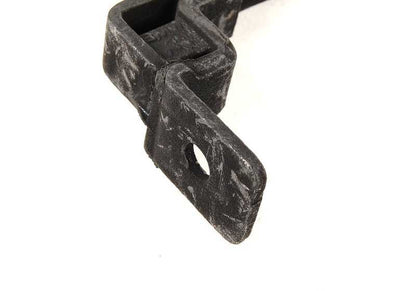 Soporte trasero derecho OEM 11611747167 para BMW E34, E32, E38, E31. Pieza original BMW. Ideal para fijaciones del sistema de admisión o escape, compatible con varios motores y configuraciones.