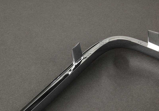 Marco embellecedor derecho OEM 51138148726 para BMW Serie 5 E34 518g, 518i... y más. Original BMW.