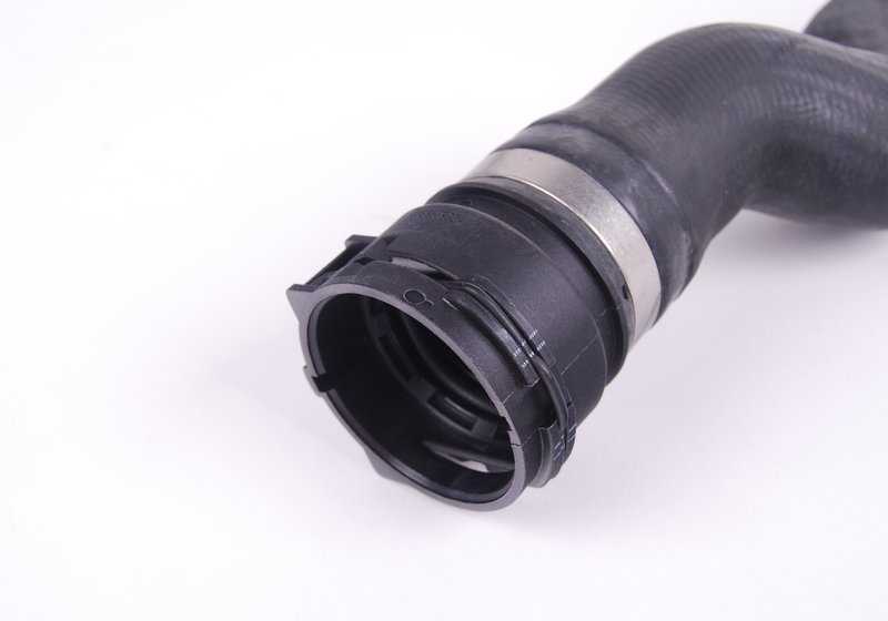 OEM refrigerant hose 17127578399 for BMW F10, F11, F18, F01, F02. Original BMW.