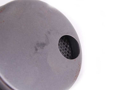 Bomba de aceite OEM 11411286493 para BMW E21, E28, E30. Compatible con motores M10 en versiones manuales y automáticas. Original BMW.
