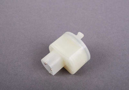 Portalamparas OEM 63131379386 para BMW E32. BMW original.