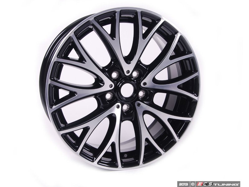 Cerchio in lega 19" 7.5Jx19 ET52 nero lucido JCW Cross Spoke R134 OEM 36116854451 per MINI Countryman R60, MINI Paceman R61. Originale MINI.
