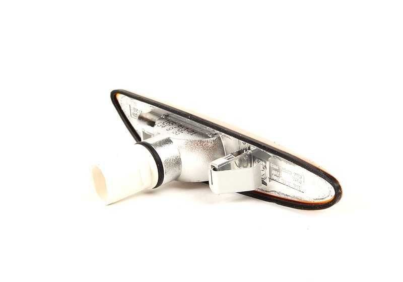 Intermitente lateral izquierdo ámbar OEM 63137165913 para BMW E46 {316i AL11, AL12, AL21, AL22, AL51, AN72, AN82, AX31, AX32, AX41}. Original BMW.