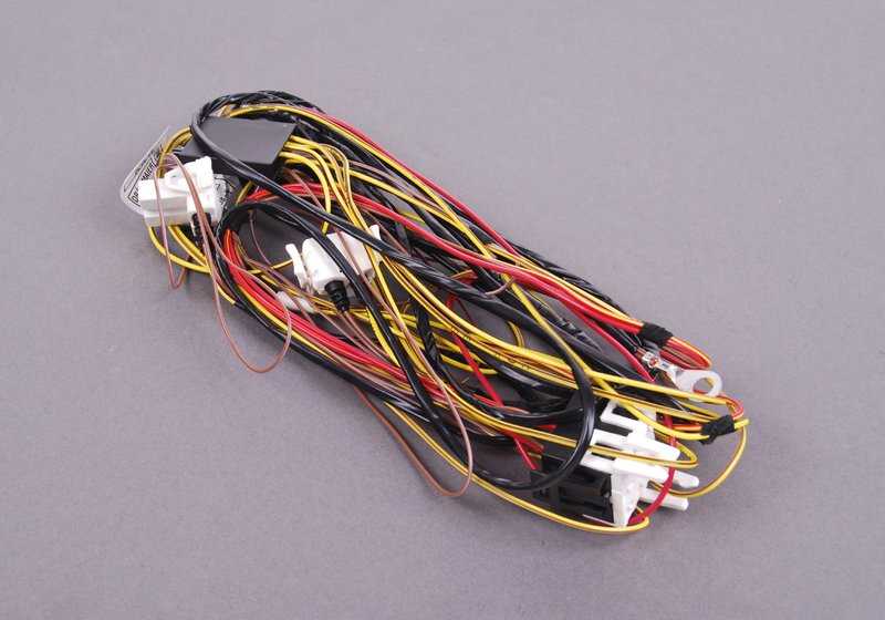 Cableado para faros antiniebla OEM 61129402784 para BMW E36. Original BMW.