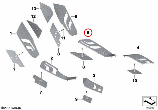 Superficie estribo central derecho OEM 46637725140 para BMW Motorrad C 650 GT (K19, 2011-2020). Original BMW Motorrad.