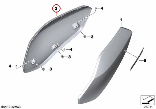 Revêtement latéral arrière droit apprêté OEM 46638556386 pour moto BMW C 650 GT K19 (2014-2020). Original BMW Motorrad.