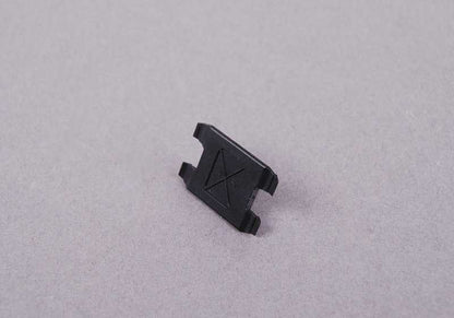 OEM 51718259025 retaining clip for BMW E38, F25, F26. Original BMW.
