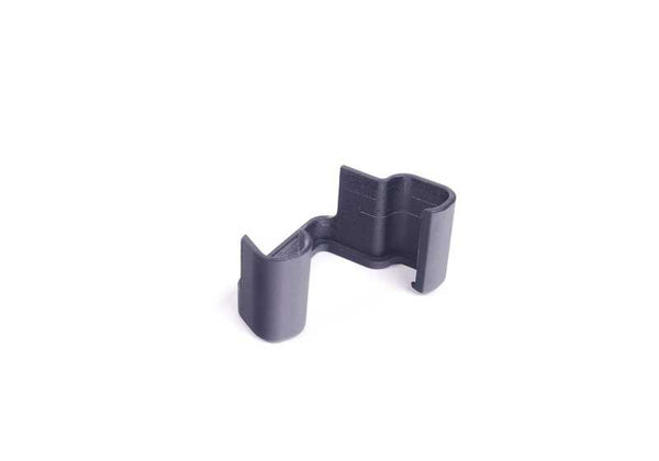 Tapa embellecedora para guías de asiento OEM 52109110104 para BMW E81, E82, E87, E88, E90, E91, E92, E84, F25, F26, E89. Original BMW.