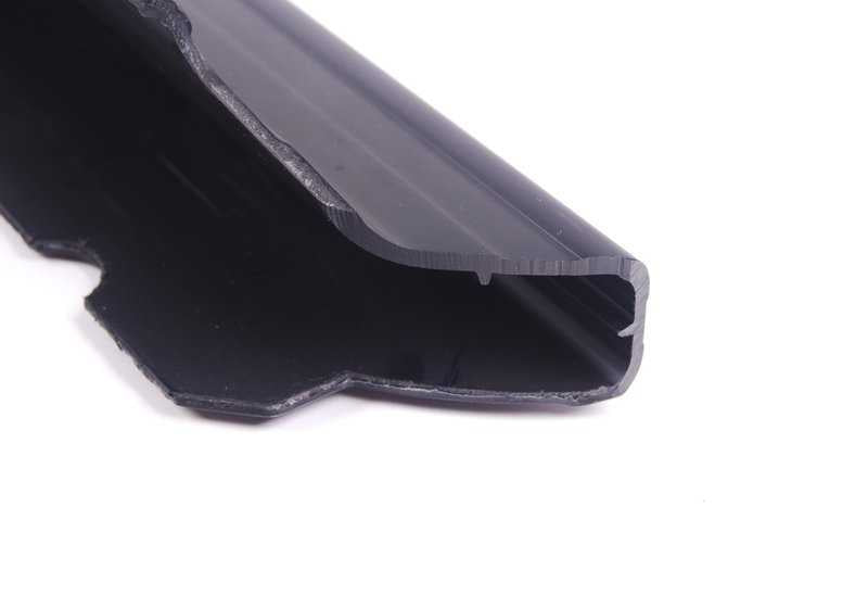 Embellecedor izquierdo del umbral de puerta OEM 51471933721 para BMW E30. Pieza original BMW.