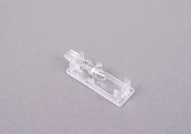 Luz interior habitáculo OEM 63316961999 para BMW E60, E61, F10, F11, E63, E64, F06, F12, F13, E65, E66, F01, F02, F04, E84, E70, E71, E72, E85 y MINI R50, R52, R53, R55, R56, R57, R58, R59, R60, R61. Original BMW y MINI.