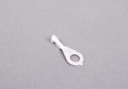 Terminal de cable para BMW E81, E82, E87, E88, F20, F21 (OEM 61138353763). Original BMW.