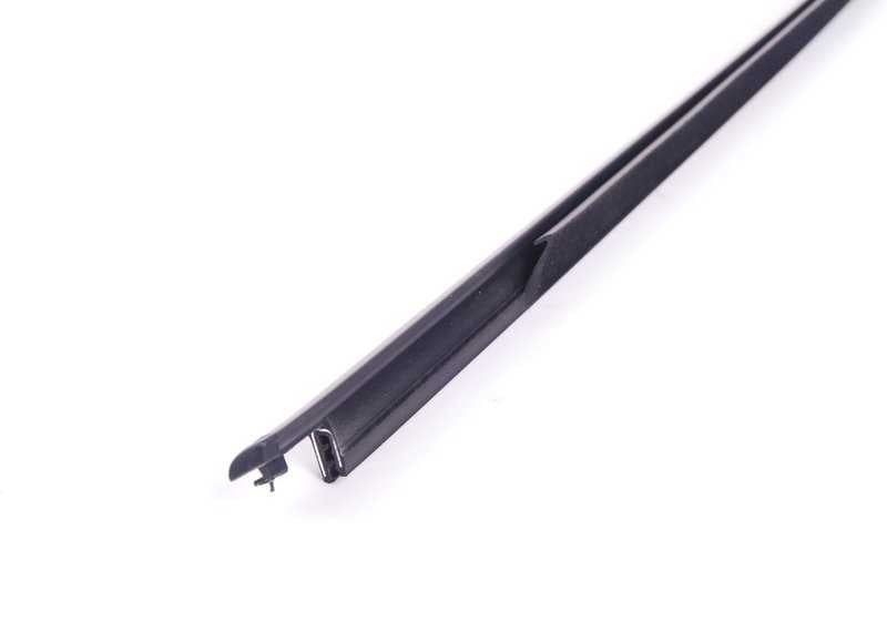 Cubierta exterior de tirador de puerta trasera derecha OEM 51353330182 para BMW E83. Original BMW.