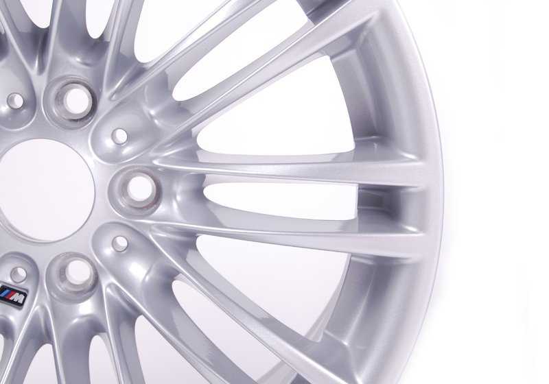 Aluminiumreifen M Doppelradio 219 für BMW E90, E92, E93 (OEM 36102284050). Original BMW.