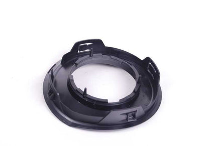 Moldura lateral derecha imprimada OEM 51137078264 para BMW E85, E86. Original BMW.