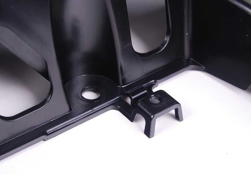 Central Support of the rear bumper OEM 51127226939 for BMW E70, E70N. Original BMW.