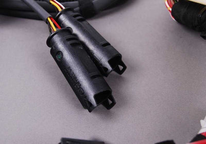Cableado del módulo de motor y transmisión OEM 12517835524 para BMW E46. Original BMW.