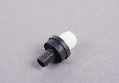 Válvula antirretorno OEM 11151718707 para BMW E34 y E32. Original BMW.
