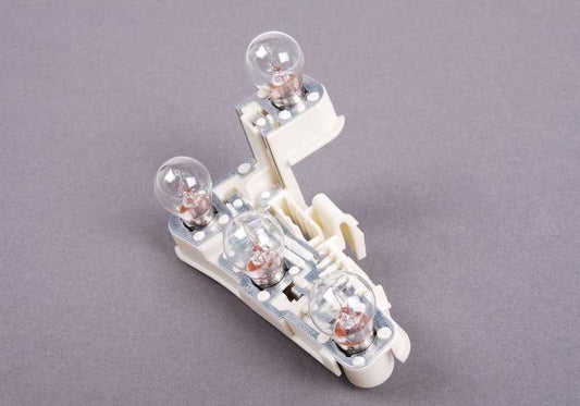 Portalámpara luz trasera lateral derecha OEM 63216937474 para BMW Serie 3 E90. Original BMW.