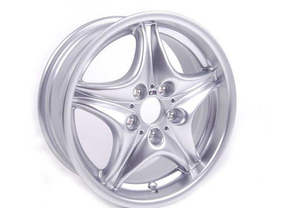 Llanta de aleación original BMW M Roadstar Classic Styling 40 17" para BMW E36, Z3. OEM 36112228050. Diseño deportivo en plata. Compatible con sensores RDC. Original BMW.