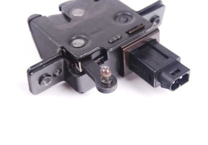OEM 51241973194 Lock de tronc pour BMW E34, E36, Z1, Z3. BMW d'origine.