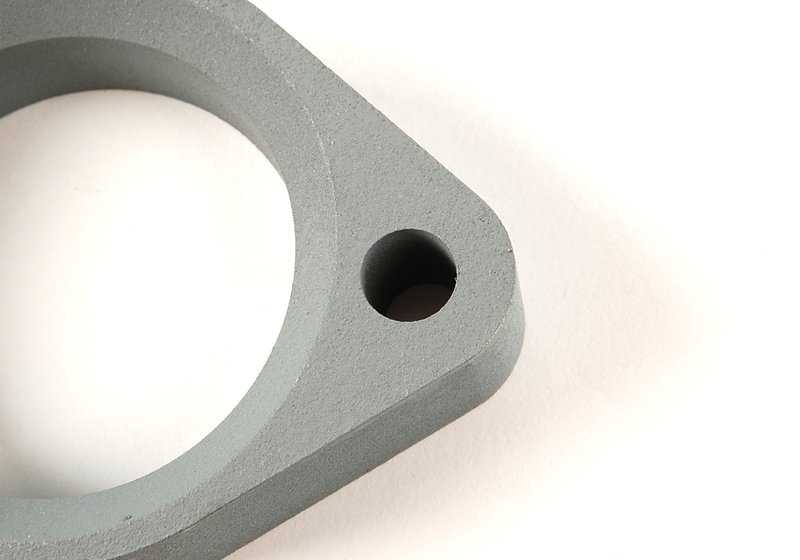 OEM escape flange 18111712064 for BMW E30, E28, E34. Original BMW piece.