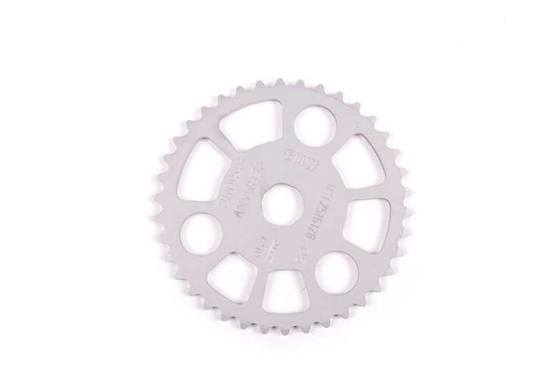Piñón de cadena OEM 11417516128 para BMW E81, E82, E87, E88, F20, F21, F22, F23, F87, E90, E91, E92, E93, F30, F31, F34, F80, F32, F33, F36, F82, F83, E60, E61, F07, F10, F11, E63, E64, F06, F12, F13, E65, E66, F01, F02, E84, E83, F25, F26, E70, F1