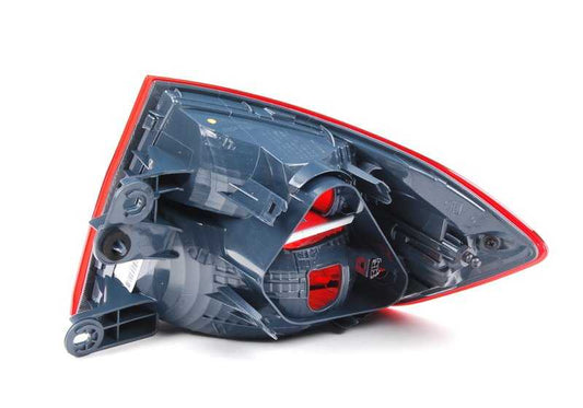 Piloto trasero izquierdo OEM 63217313039 para BMW F30, F80. Luz trasera lateral original BMW.