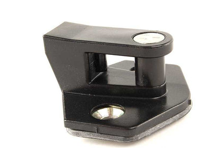 Tope de cierre OEM 51218176350 para BMW E39 520d, 520i con motores M47 y M52. Compatible con versiones manuales y automáticas, tanto delanteras como traseras. Original BMW.