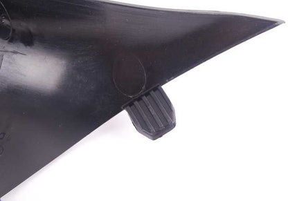 Embellecedor derecho del parabrisas OEM 51437016668 para BMW Z4 E85 {Modelos: 2.0i, 2.2i, 2.5i}. Original BMW.