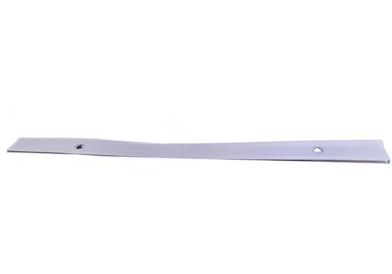 Moldura lateral derecha imprimada OEM 51712234188 para BMW E36. Original BMW.