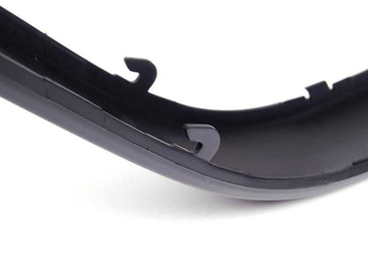 Rechte Seite Formteile Barrales M Technic OEM 51112233780 für BMW E36. Original BMW.